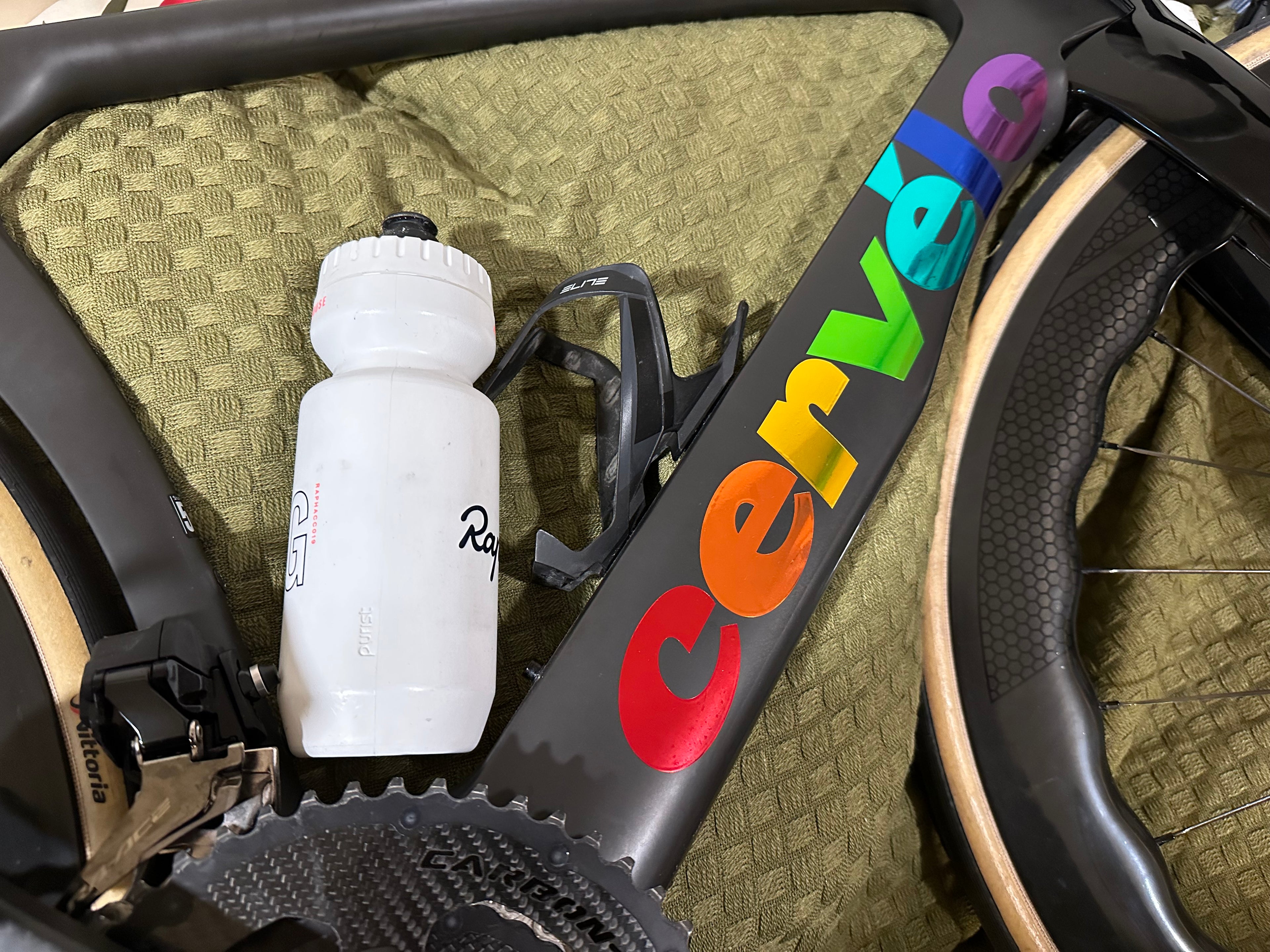 Roadbike covered sticker