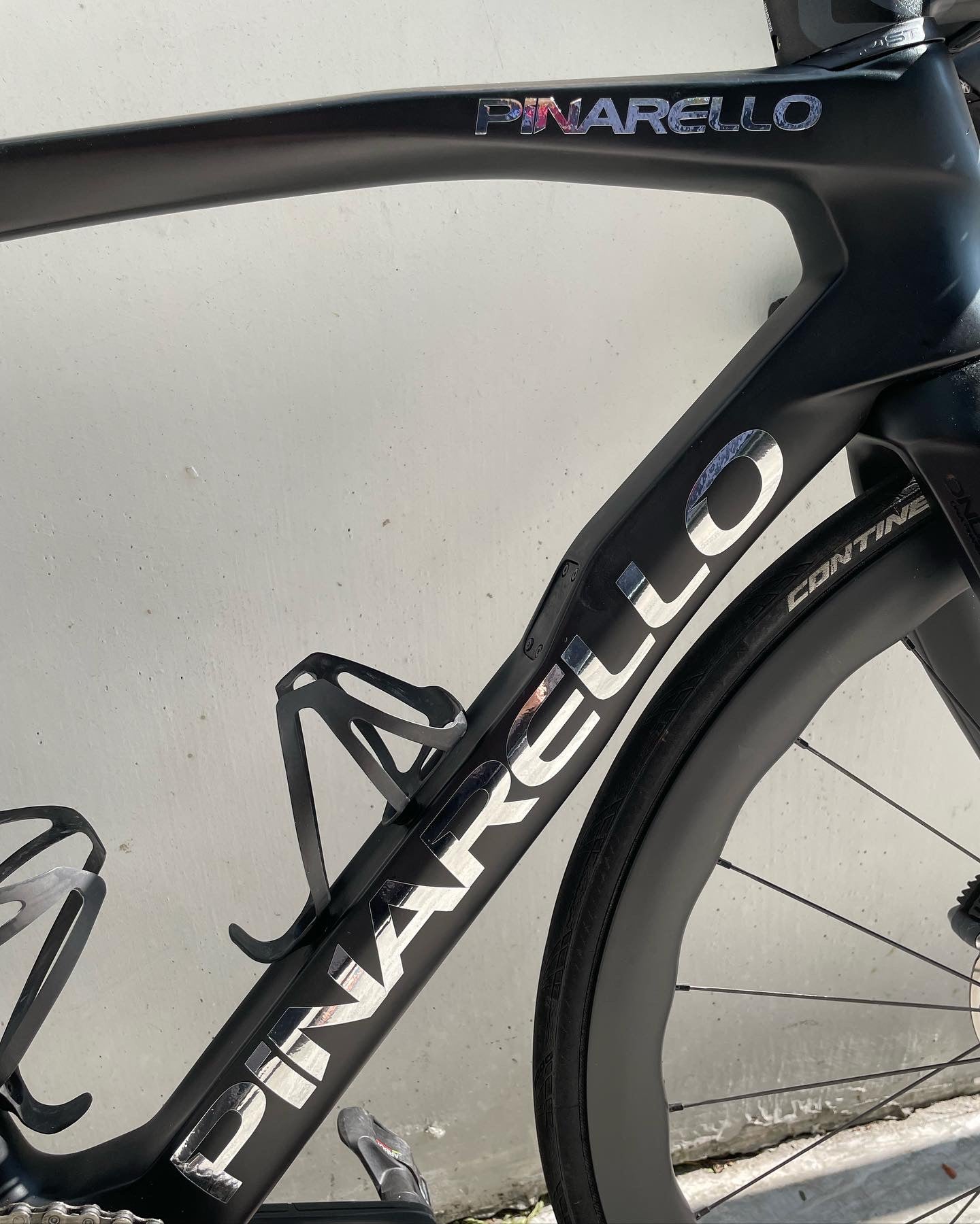 Roadbike covered sticker